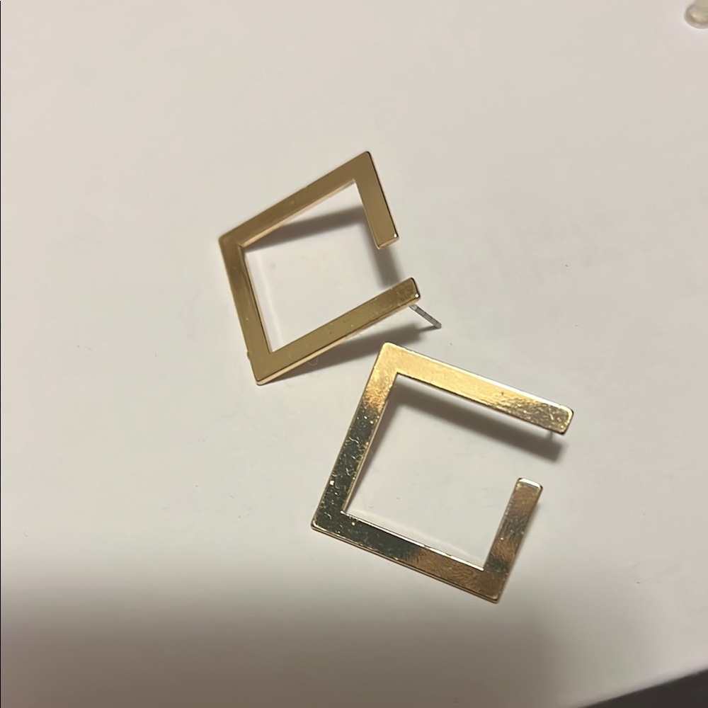 Gold Minimal Square Earrings
